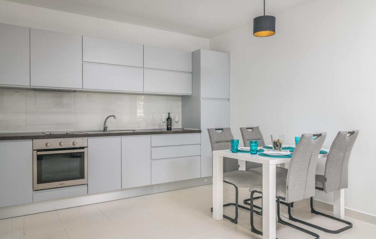 Vila Stemark ニヴィーチェ エクステリア 写真