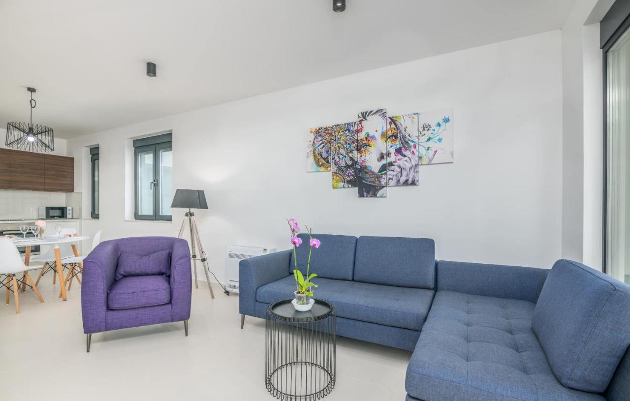 Vila Stemark ニヴィーチェ エクステリア 写真