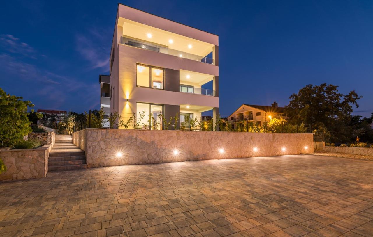 Vila Stemark ニヴィーチェ エクステリア 写真