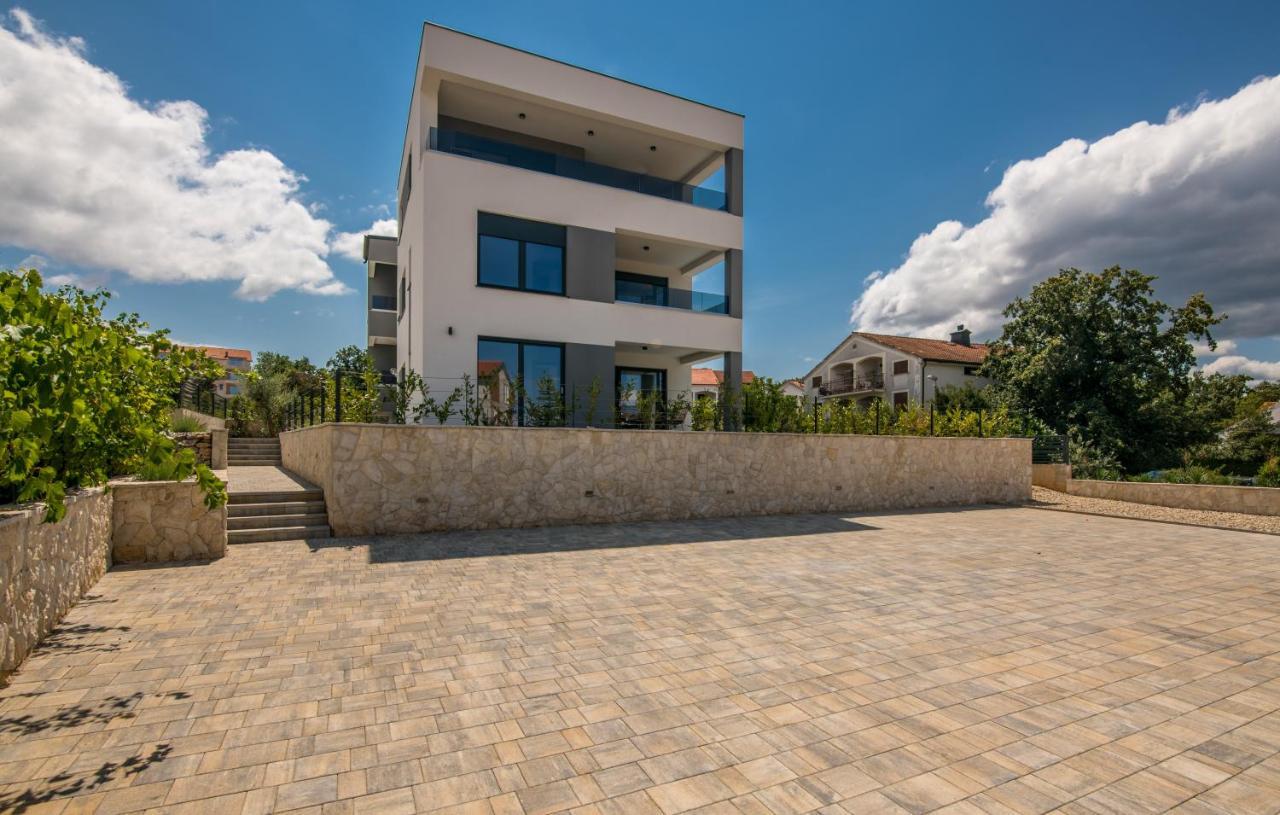 Vila Stemark ニヴィーチェ エクステリア 写真